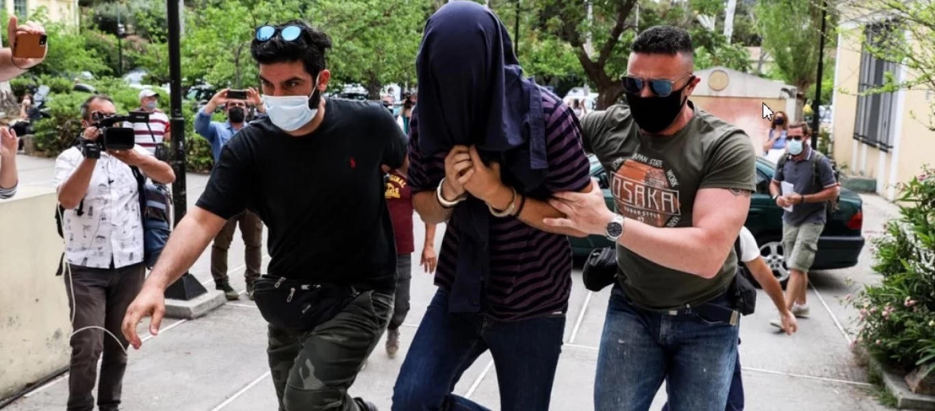 Ως ύποπτος για απόπειρα βιασμού θα δώσει εξηγήσεις ο 22χρονος σάτυρος της Νέας Σμύρνης